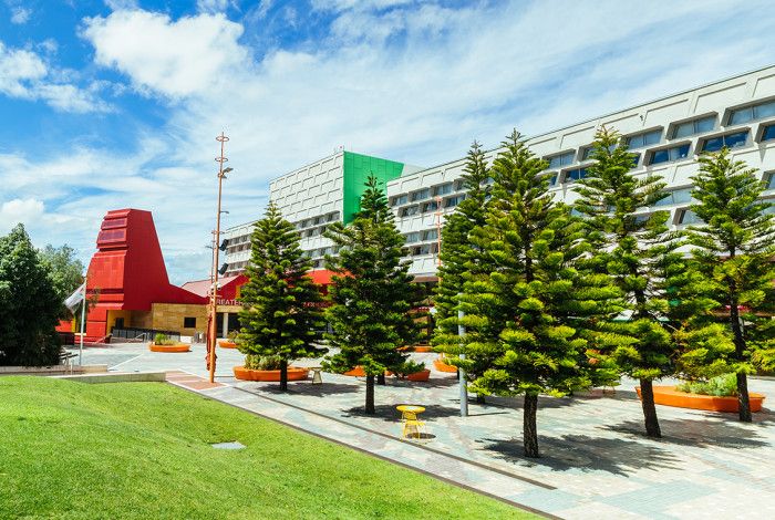 Dandenong Civic Centre building