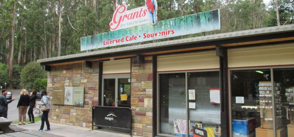 Grants on Sherbrooke restaurant