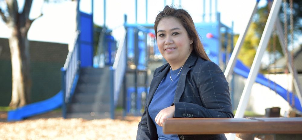 Cr Sophie Tan - Noble Park Ward Lady smiling at a park