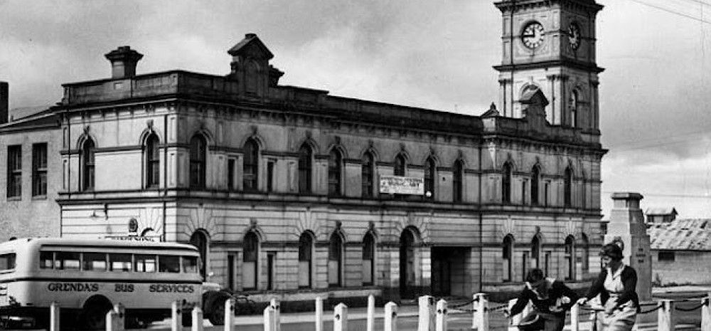 Black and white photo of the Dandenong Town Hall