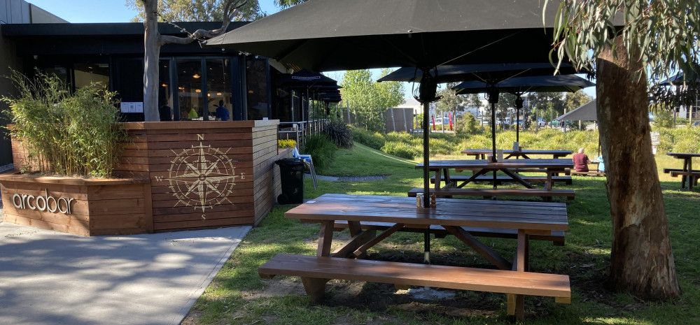 Front entry to Arcobar restaurant