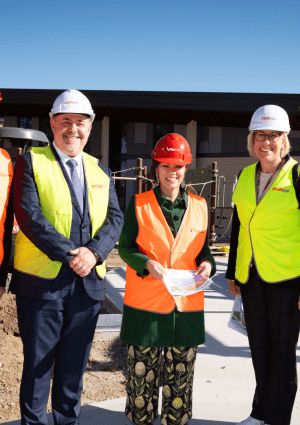Member for Mordialloc Tim Richardson, Cr Jim Memeti, Victorian Minister for Children Lizzie Blandthorn, Council CEO Jacqui Weatherill and Cr Isabella Do visit the new Community Hub in Keysborough